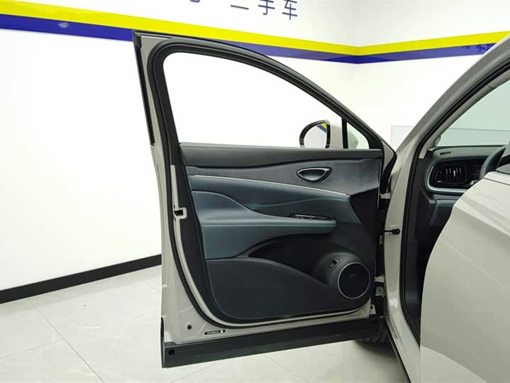 Фото 7 - BYD Sea Lion 07 DM-i Hybrid