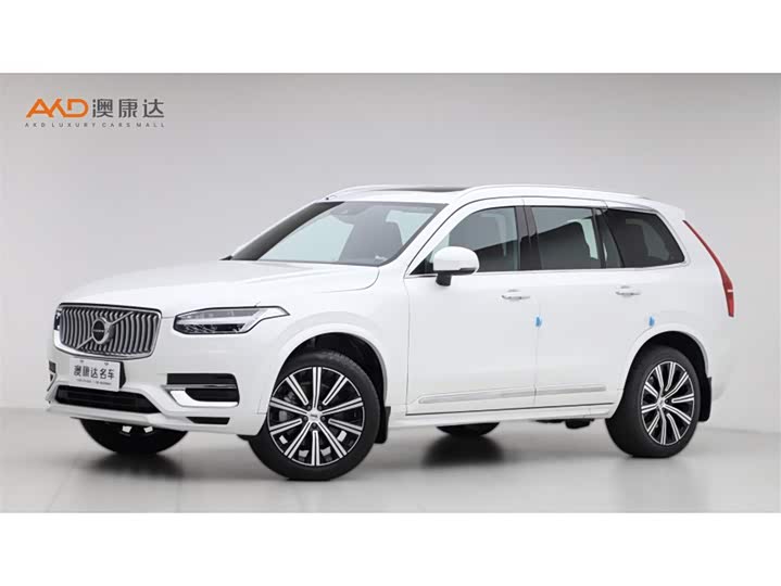 Фото 1 - Volvo XC90