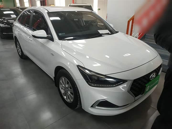 Фото 4 - Hyundai Celesta