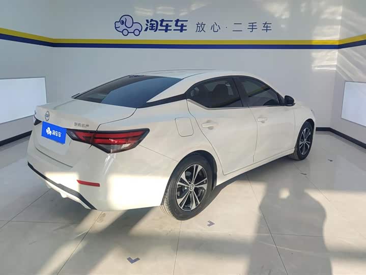 Фото 3 - Nissan Sylphy