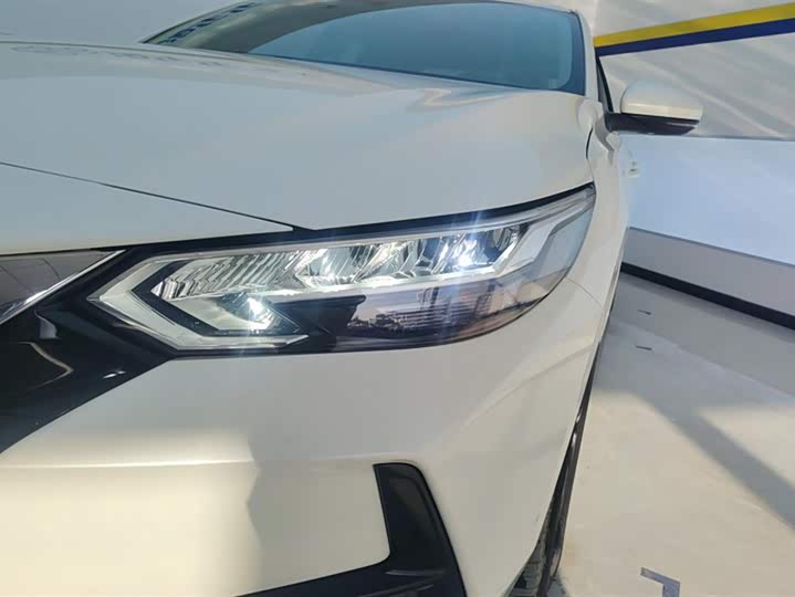 Фото 5 - Nissan Sylphy