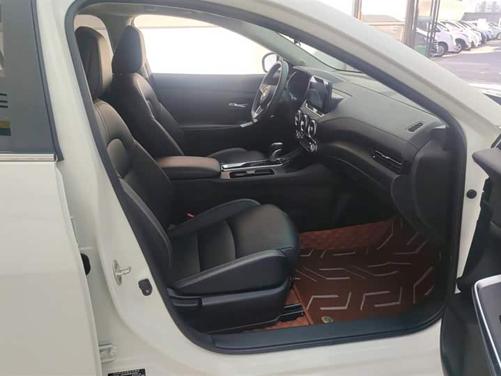 Фото 8 - Nissan Sylphy