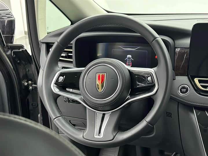 Фото 7 - Hongqi HQ9