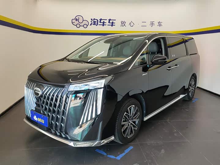 Фото 1 - GAC Trumpchi M8