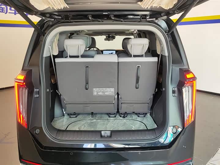 Фото 4 - GAC Trumpchi M8