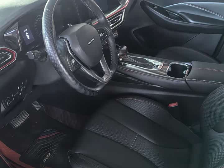 Photo 7 - Changan Oshan X5