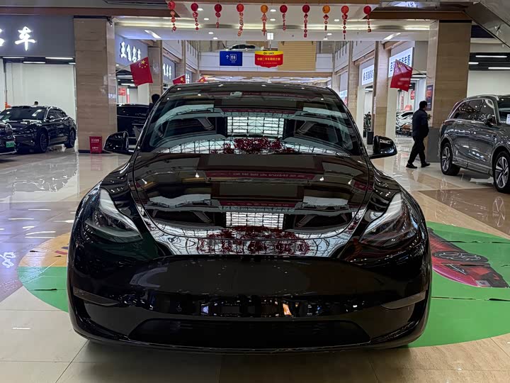 Фото 2 - Tesla Model Y