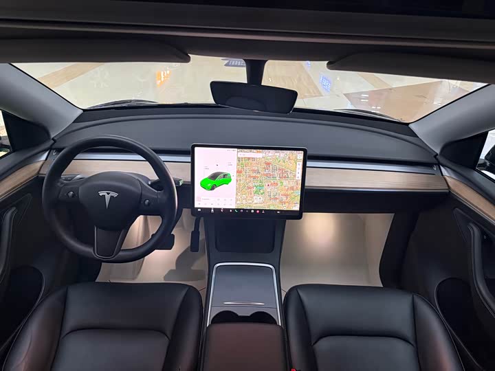 Фото 6 - Tesla Model Y