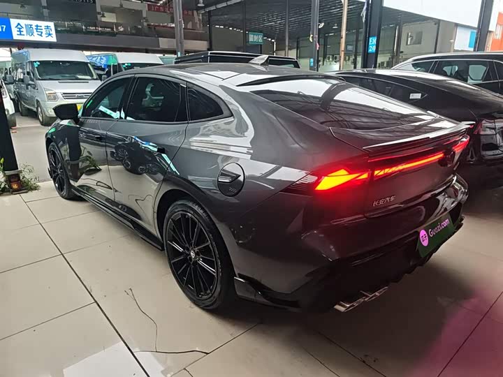 Фото 5 - Changan UNI-V