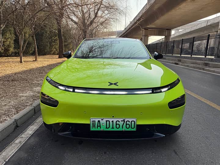 Фото 2 - XPeng P7
