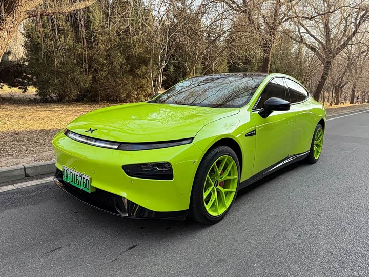 Фото 3 - XPeng P7