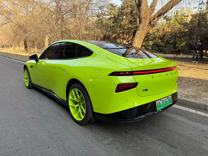 Фото 6 - XPeng P7