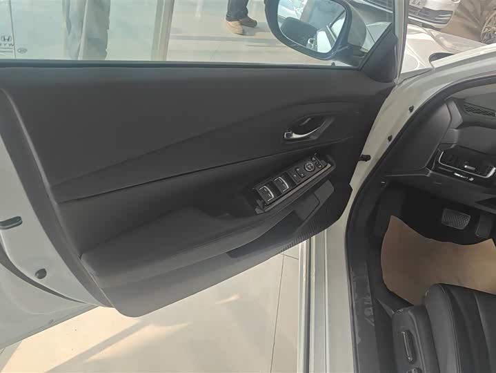 Фото 7 - Honda Inspire