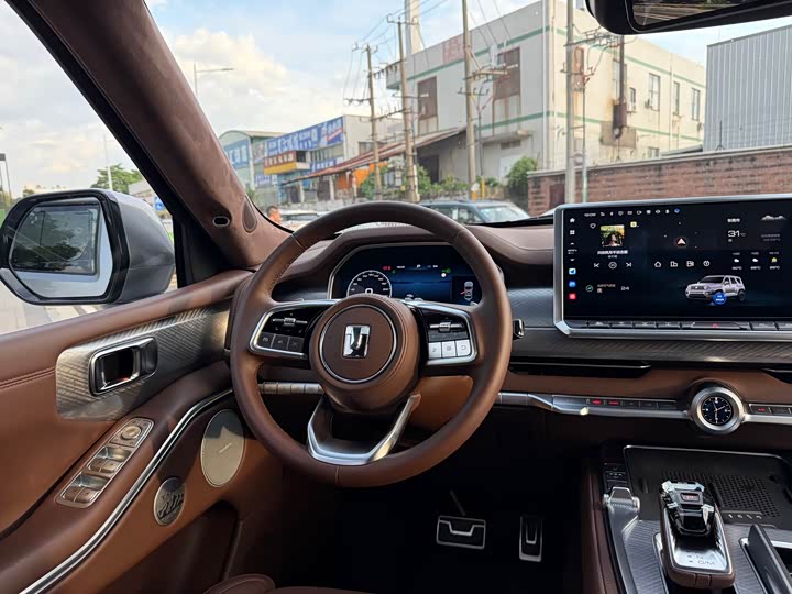 Фото 7 - Tank 700 Hybrid