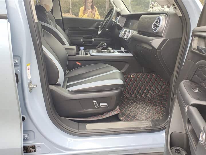 Фото 8 - Tank 300