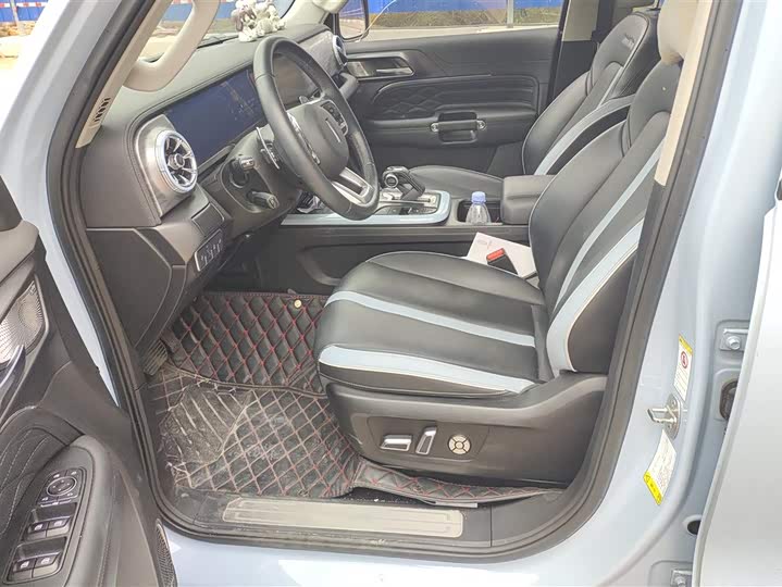 Фото 9 - Tank 300