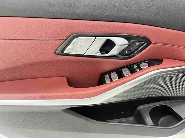 Фото 9 - BMW 3 Series