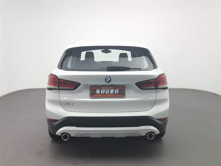 Фото 4 - BMW X1