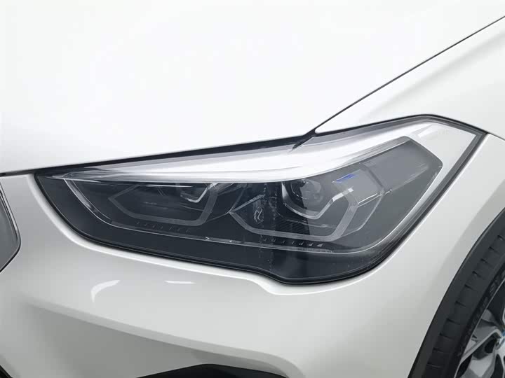Фото 7 - BMW X1