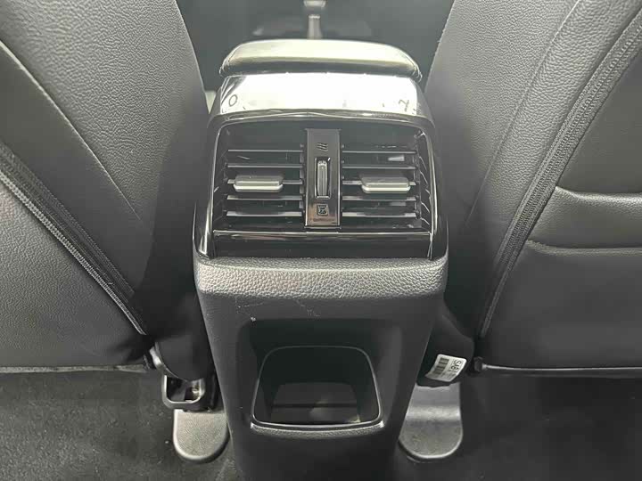 Фото 4 - Honda Envix