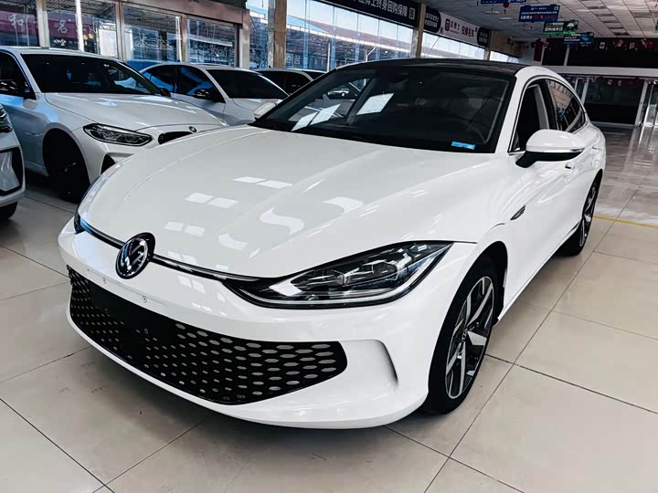 Фото 1 - Volkswagen Lamando L