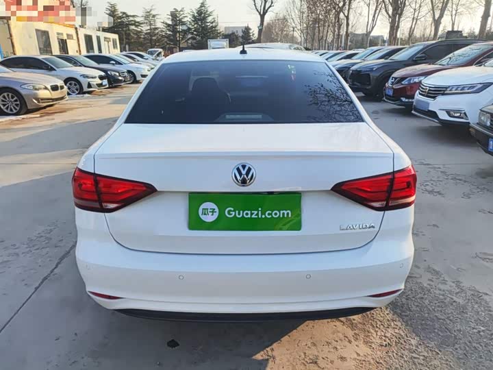 Фото 6 - Volkswagen Lavida