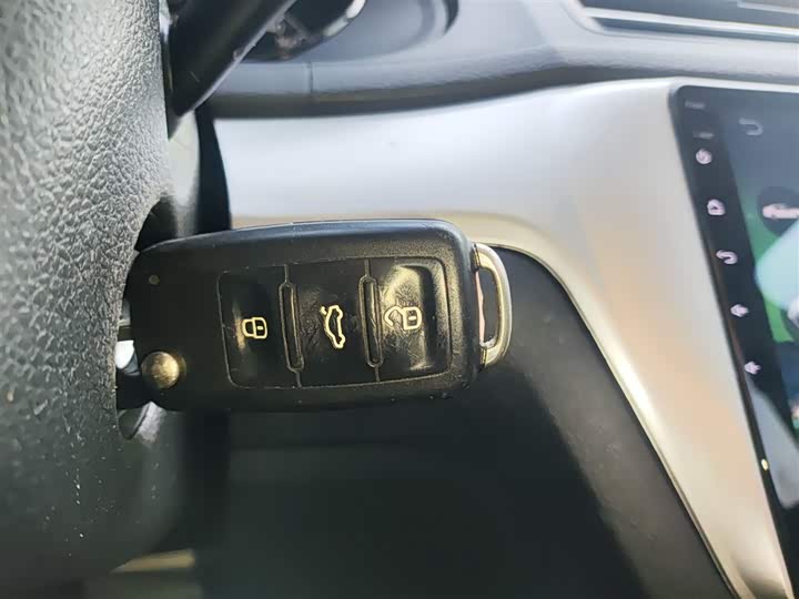 Фото 9 - Volkswagen Lavida