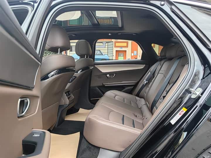 Фото 6 - BYD Han