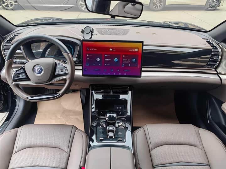 Фото 9 - BYD Han