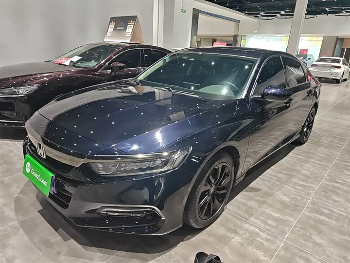 Фото 2 - Honda Accord