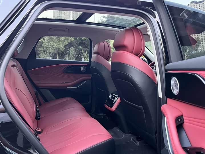 Фото 8 - Exeed RX