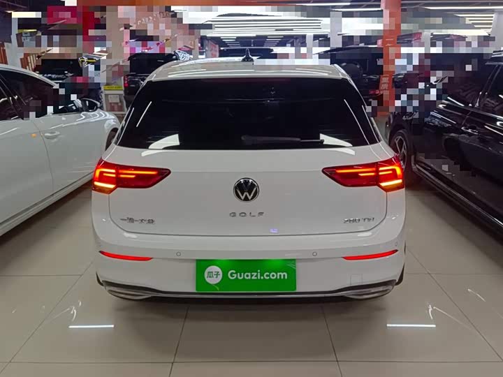 Фото 6 - Volkswagen Golf