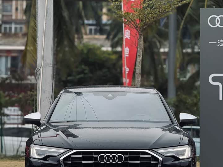 Фото 2 - Audi A6L