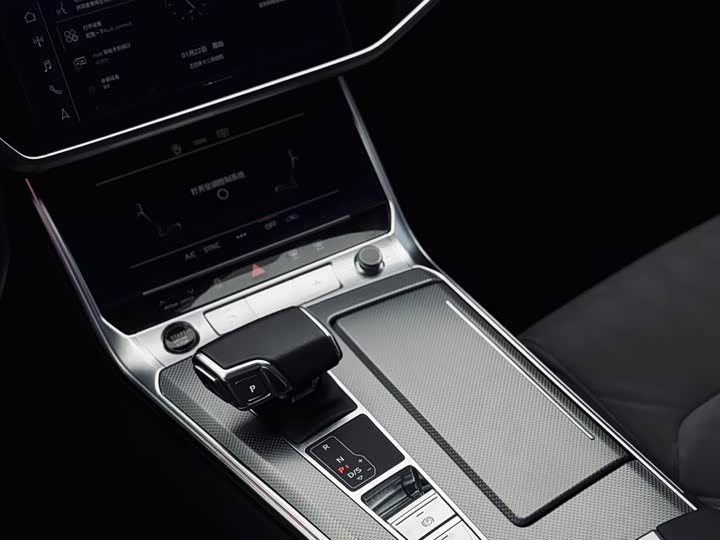 Фото 6 - Audi A6L