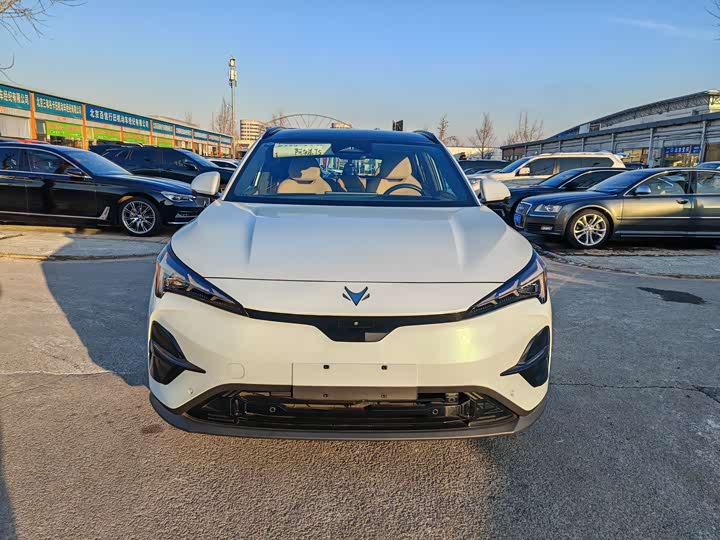 Фото 2 - BAIC Arcfox Alpha T5