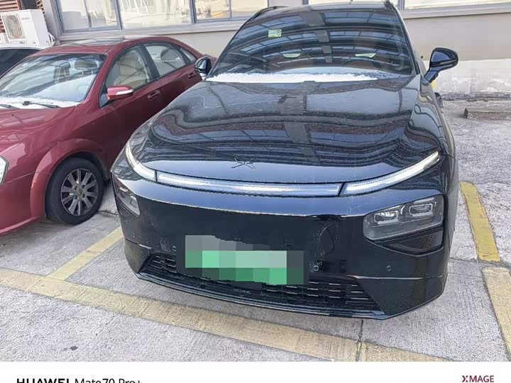 Фото 2 - XPeng G9