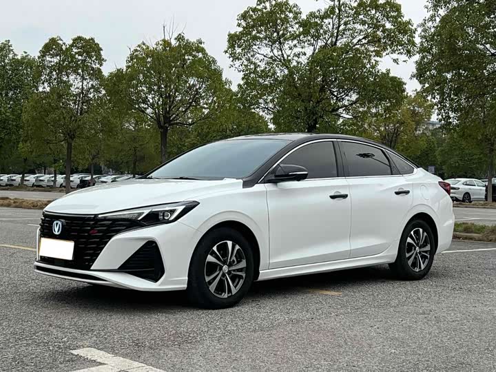 Фото 1 - Changan Eado Plus