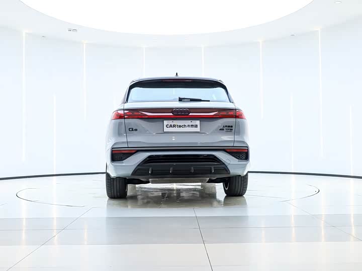 Фото 7 - Audi Q6