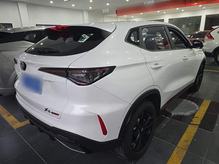 Фото 7 - Changan X5 Plus