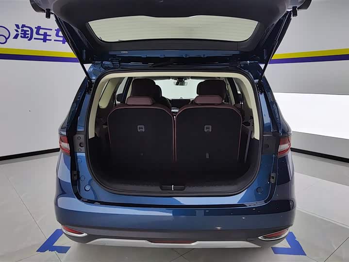 Фото 4 - Geely Jiaji