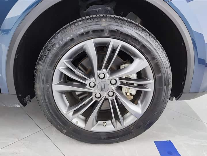 Фото 6 - Geely Jiaji