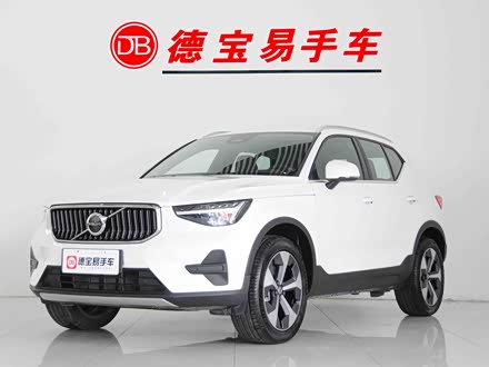 Фото 1 - Volvo XC40