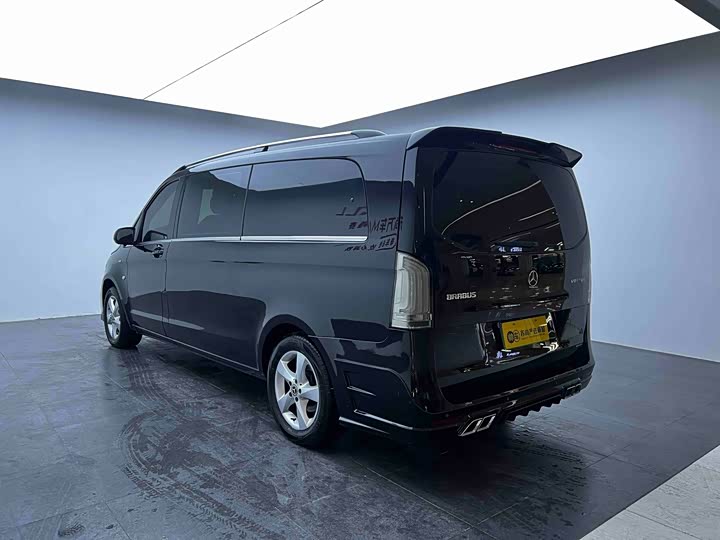 Фото 7 - Mercedes-Benz Vito