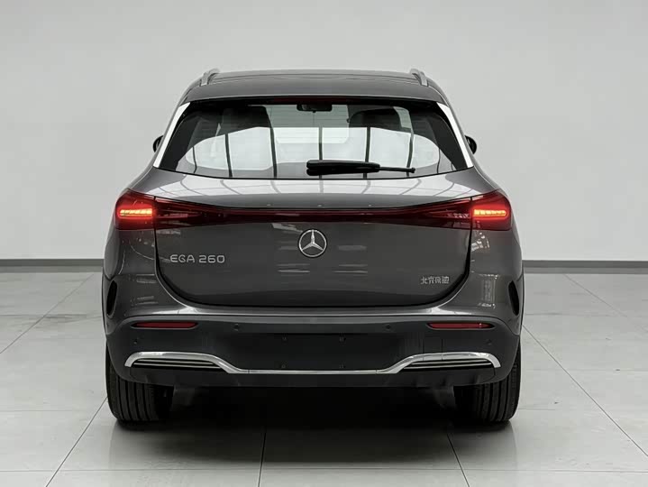Фото 4 - Mercedes-Benz EQA