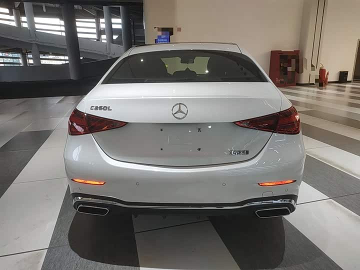 Фото 6 - Mercedes-Benz C-Class