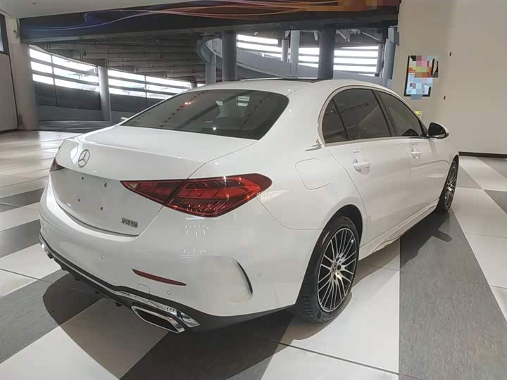 Фото 7 - Mercedes-Benz C-Class