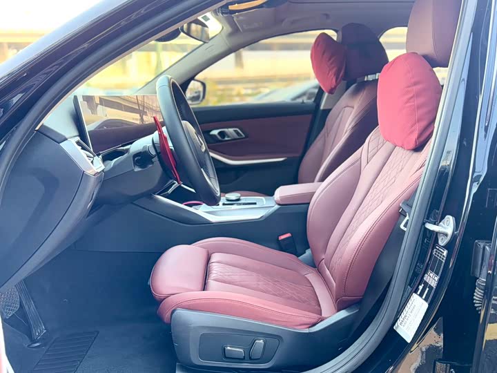 Фото 9 - BMW 3 Series