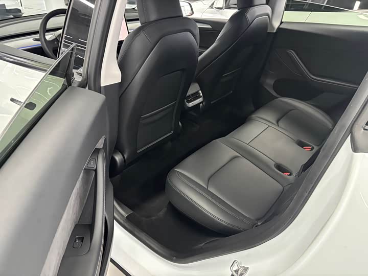 Фото 7 - Tesla Model Y