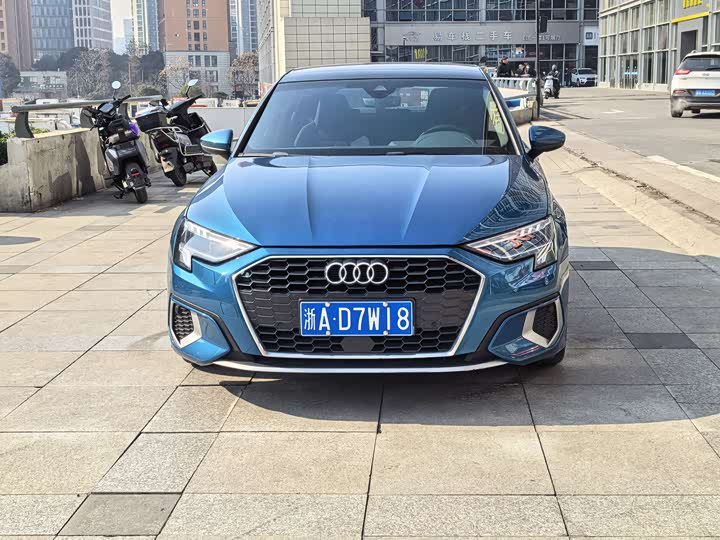 Фото 2 - Audi A3