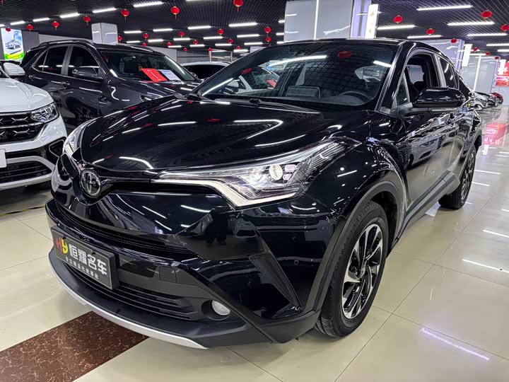 Фото 1 - Toyota Izoa